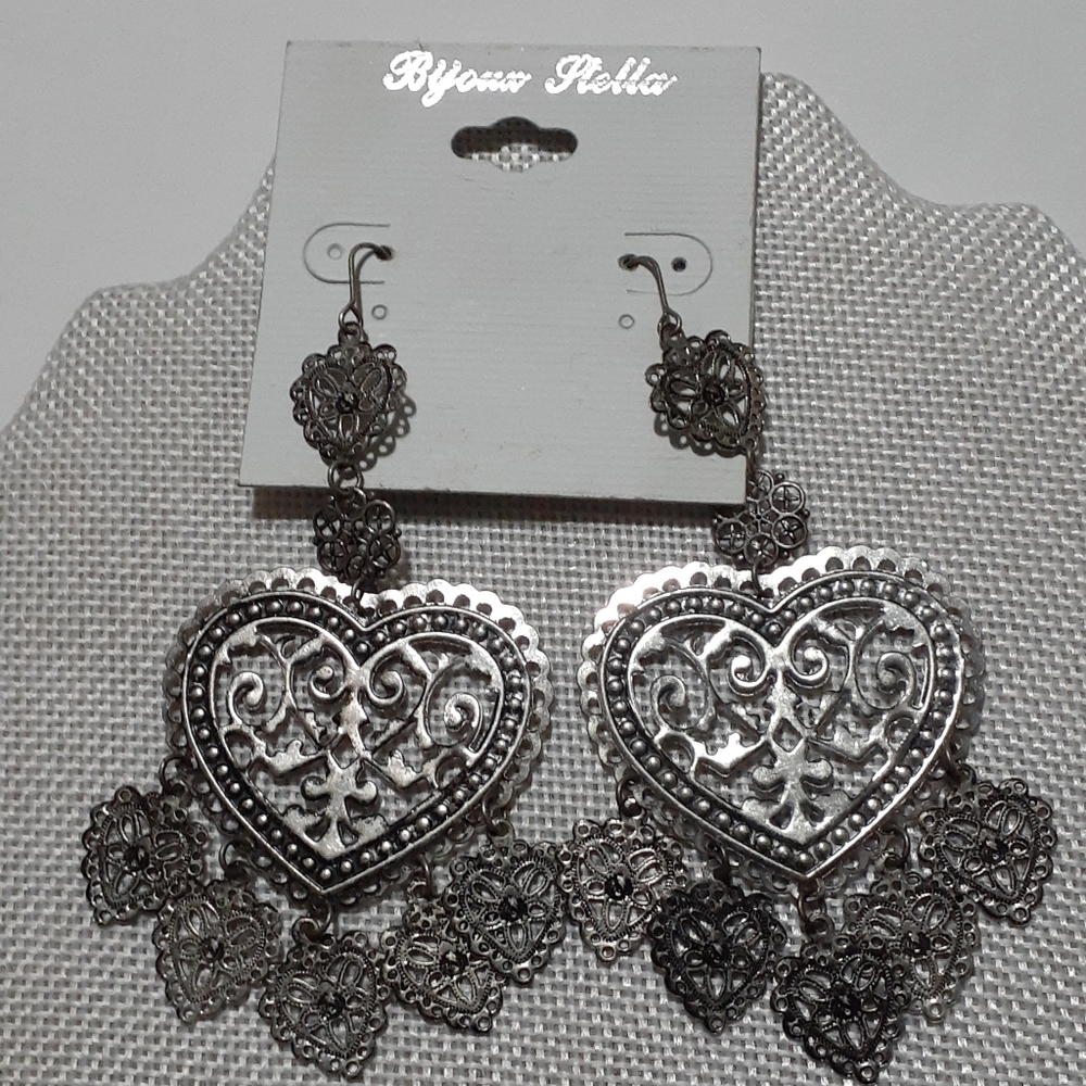 Bijoux Stella Jewelry Women's Silvertone Dangling Hearth Shape Earrings.